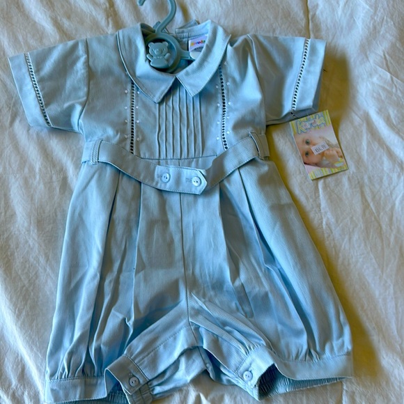 New with tags boy blue romper embroidered European style size 18 months - Picture 1 of 8